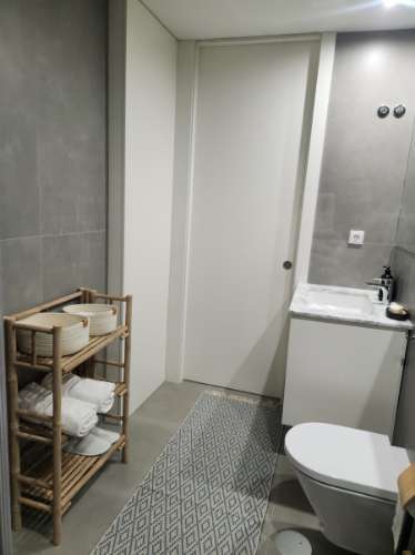 Apartamento T0 na Rua Ferreira Cardoso, junto à Avenida Rodrigues Freitas - Novo