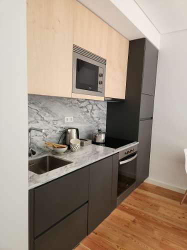 Apartamento T0 na Rua Ferreira Cardoso, junto à Avenida Rodrigues Freitas - Novo