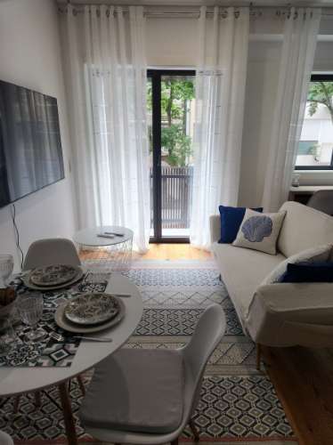 Apartamento T0 na Rua Ferreira Cardoso, junto à Avenida Rodrigues Freitas - Novo