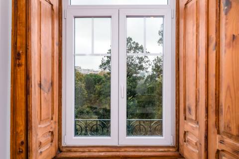 Apartamento T6 Renovado nas Avenidas Novas - Ideal para Investimento