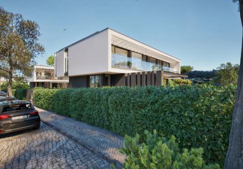 Moradia T4 - Vista para Jardins | Tranquilidade em Colares, Sintra