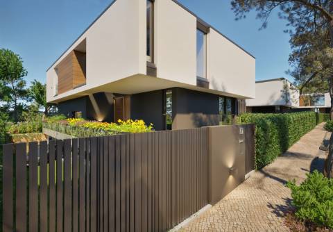 Moradia T4 - Vista para Jardins | Tranquilidade em Colares, Sintra