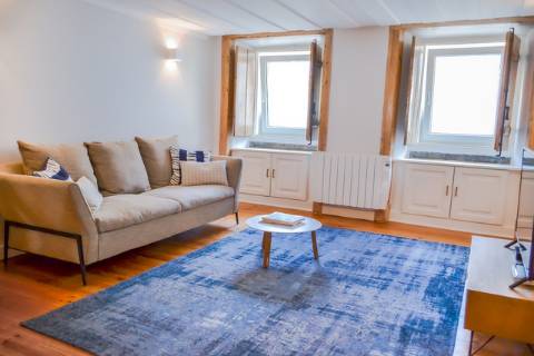 Apartamento T2 Remodelado na Freguesia da Estrela - Charme, Conforto e Localização Privilegiada