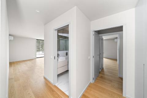 Magnífico T3 em condomínio fechado com terraço privado!