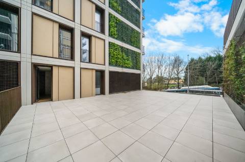 Magnífico T3 em condomínio fechado com terraço privado!