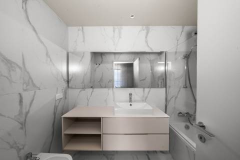 Magnífico T3 Duplex em condomínio fechado com vista mar!