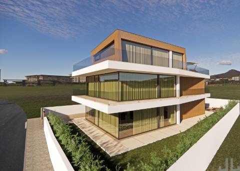 Moradia T4 isolada de excelência com vista mar inalterável a menos de 2km da Praia da Aguda.