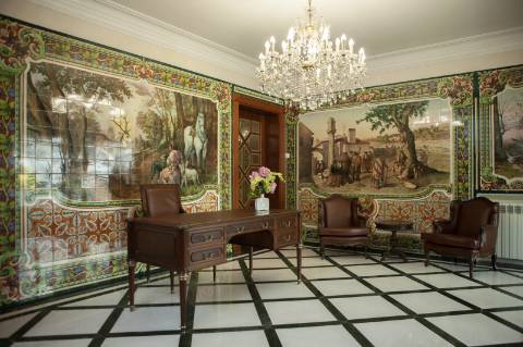 Moradia Isolada T11 com Licença AL, 9 suítes, multiusos e rentabilidade de 9,8%.