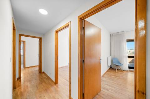 Penthouse T3 com 138m2 com amplo terraço e com vista mar panorâmica