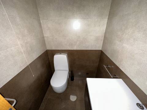 Penthouse T3 com 138m2 com amplo terraço e com vista mar panorâmica