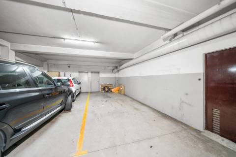 Penthouse T3 com 138m2 com amplo terraço e com vista mar panorâmica