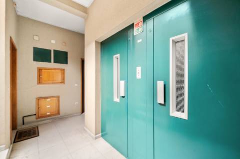 Apartamento T0 em frente a estação de Metro!