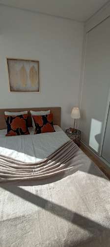 Apartamento T3 em Benfica com garagem e varanda