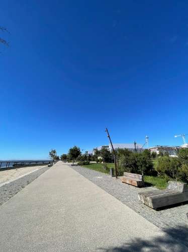 Apartamento T1 junto ao Rio Tejo