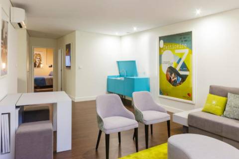 Prédio renovado no Centro Histórico do Porto em pleno funcionamento com Licença AL