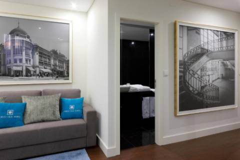 Prédio renovado no Centro Histórico do Porto em pleno funcionamento com Licença AL