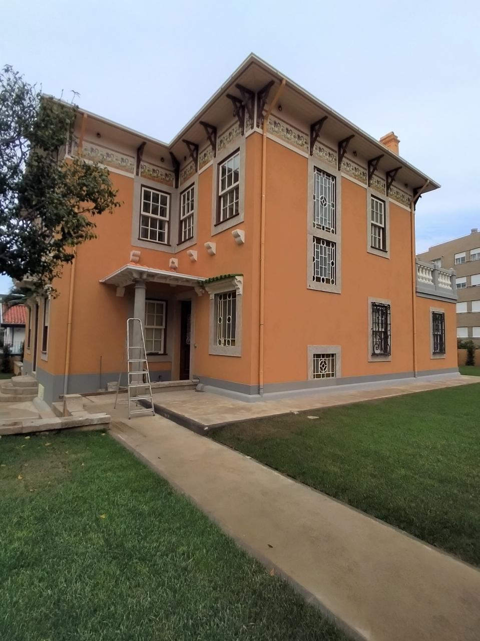 Palacete T4 no Centro de Vila Nova de Gaia!!