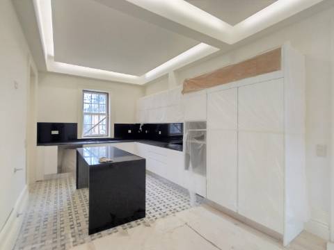 Palacete T4 no Centro de Vila Nova de Gaia!!