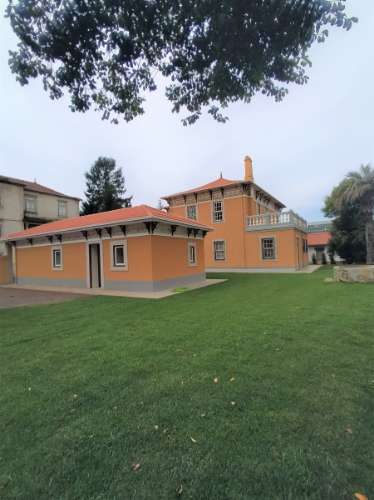 Palacete T4 no Centro de Vila Nova de Gaia!!