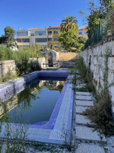 Maravilhoso edifício histórico situado numa das ruas mais conhecidas do Porto