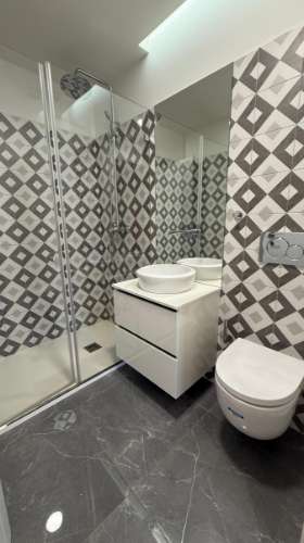 Apartamento T0+1 em plena Rua da Constituição!