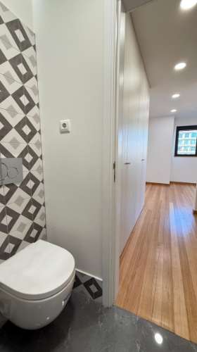 Apartamento T0+1 em plena Rua da Constituição!