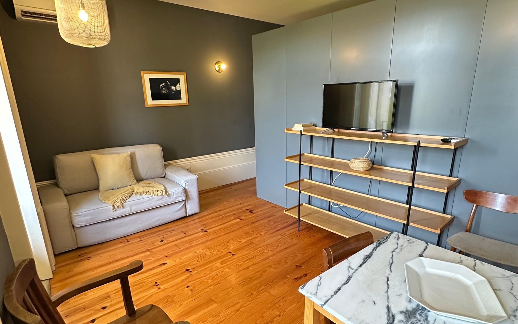 Apartamento estúdio em apart-hotel com rentabilidade garantida! (Porto)