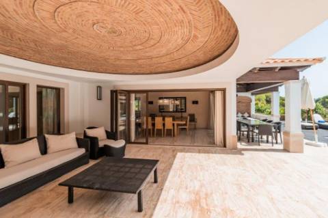 Moradia T4 na Praia da Falésia