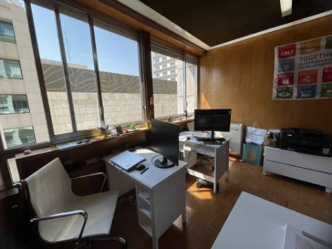 Escritório com duas salas para arrendar em localização de excelência