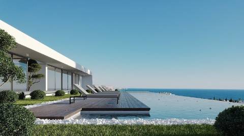 Lote Privilegiado com Vista Panorâmica Sobre o Mar