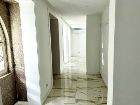 Moradia T3 premium em condomínio fechado em Leça da Palmeira