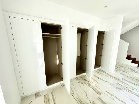 Moradia T3 premium em condomínio fechado em Leça da Palmeira