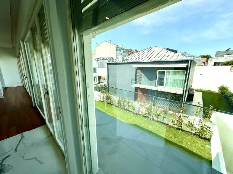 Moradia T3 premium em condomínio fechado em Leça da Palmeira