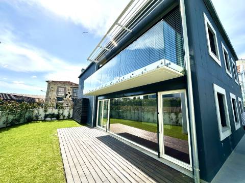 Moradia T3 premium em condomínio fechado em Leça da Palmeira