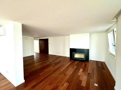 Moradia T3 premium em condomínio fechado em Leça da Palmeira