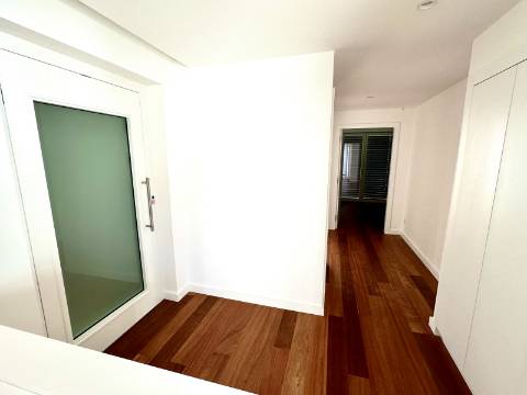 Moradia T3 premium em condomínio fechado em Leça da Palmeira