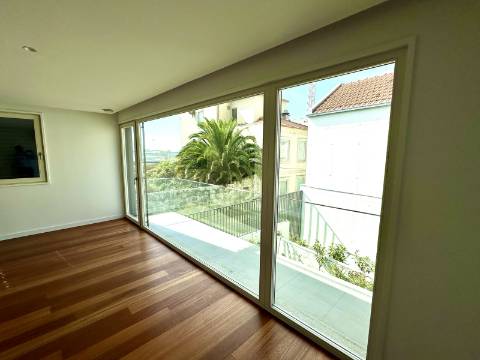 Moradia T3 premium em condomínio fechado em Leça da Palmeira