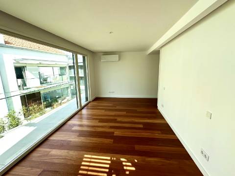 Moradia T3 premium em condomínio fechado em Leça da Palmeira