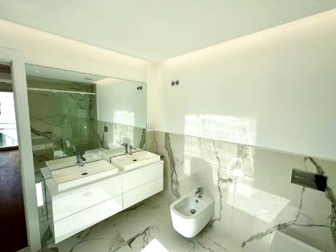 Moradia T3 premium em condomínio fechado em Leça da Palmeira