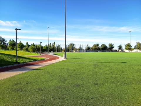 Moradia V3 Exclusiva no Centro de Loulé