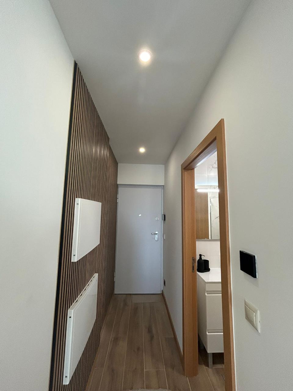 Novo apartamento T1, mobilado e equipado, próximo da FEUP e do Centro Comercial Parque Nascente.