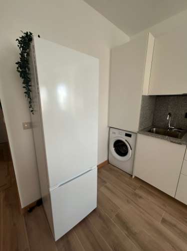 Novo apartamento T1, mobilado e equipado, próximo da FEUP e do Centro Comercial Parque Nascente.