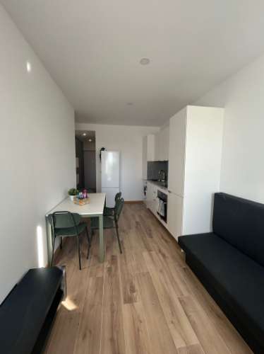 Novo apartamento T1, mobilado e equipado, próximo da FEUP e do Centro Comercial Parque Nascente.