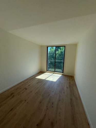 Luxuoso Apartamento T3 em Condomínio Fechado com Piscina, Jardim Privativo e Zonas de Lazer em Águas Santas