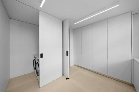 Moradia T3 Duplex com Jardim, Varanda e Garagem em Condomínio Privado na Foz