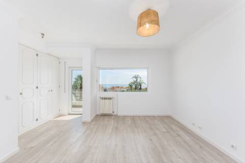 Moradia T3 - Cascais - Parede