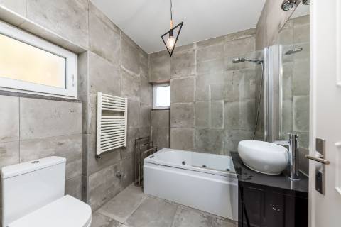 Moradia T3 - Cascais - Parede