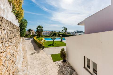 Moradia T3 - Cascais - Parede