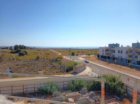 Luxo Frente ao Mar: Apartamento T2+1 em Lagos