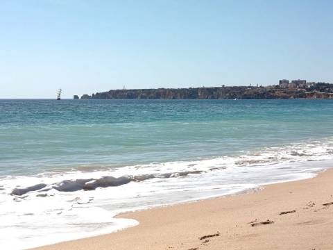 Luxo Frente ao Mar: Apartamento T2+1 em Lagos